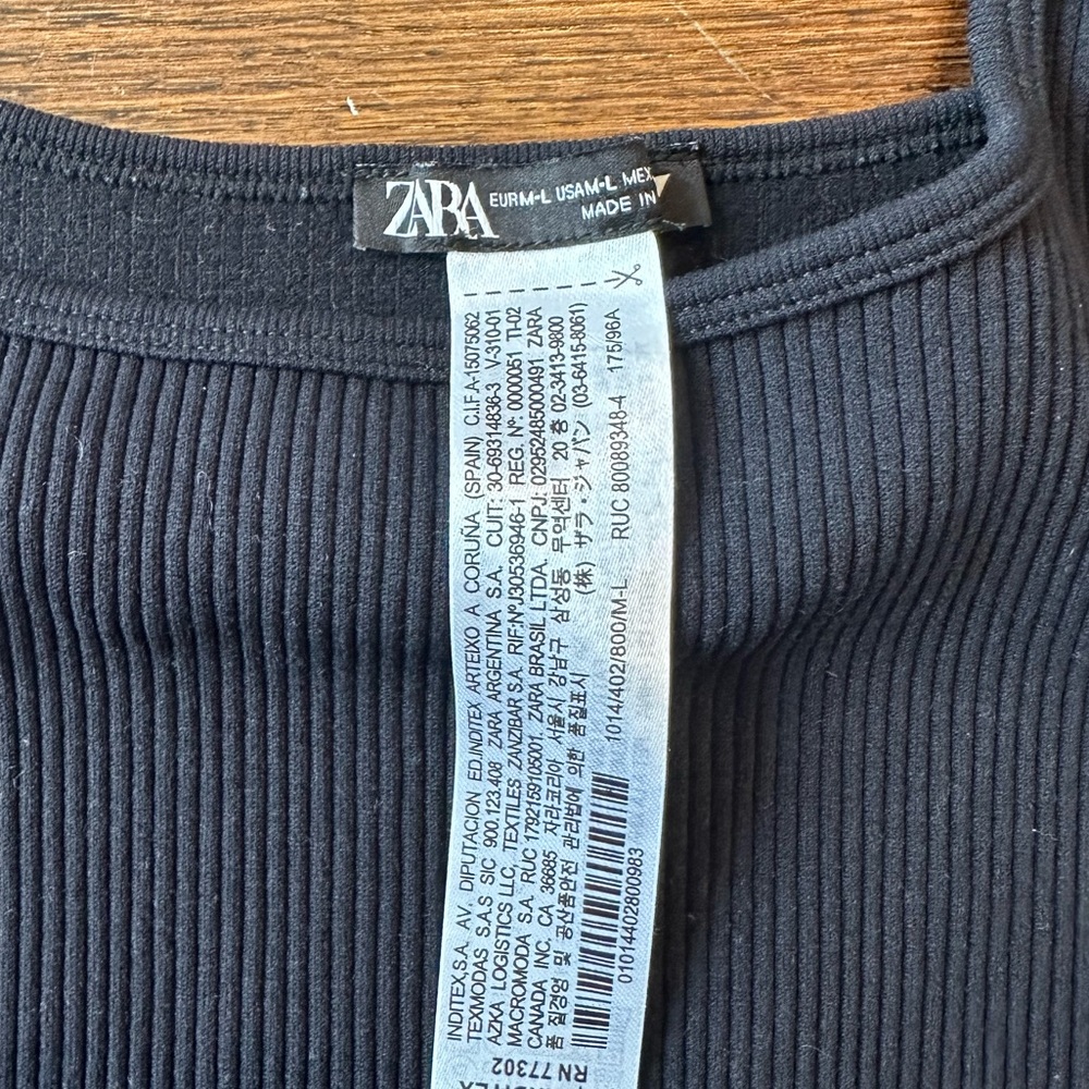Zara Ribbed Crop Tank Top - Picture 3 of 3